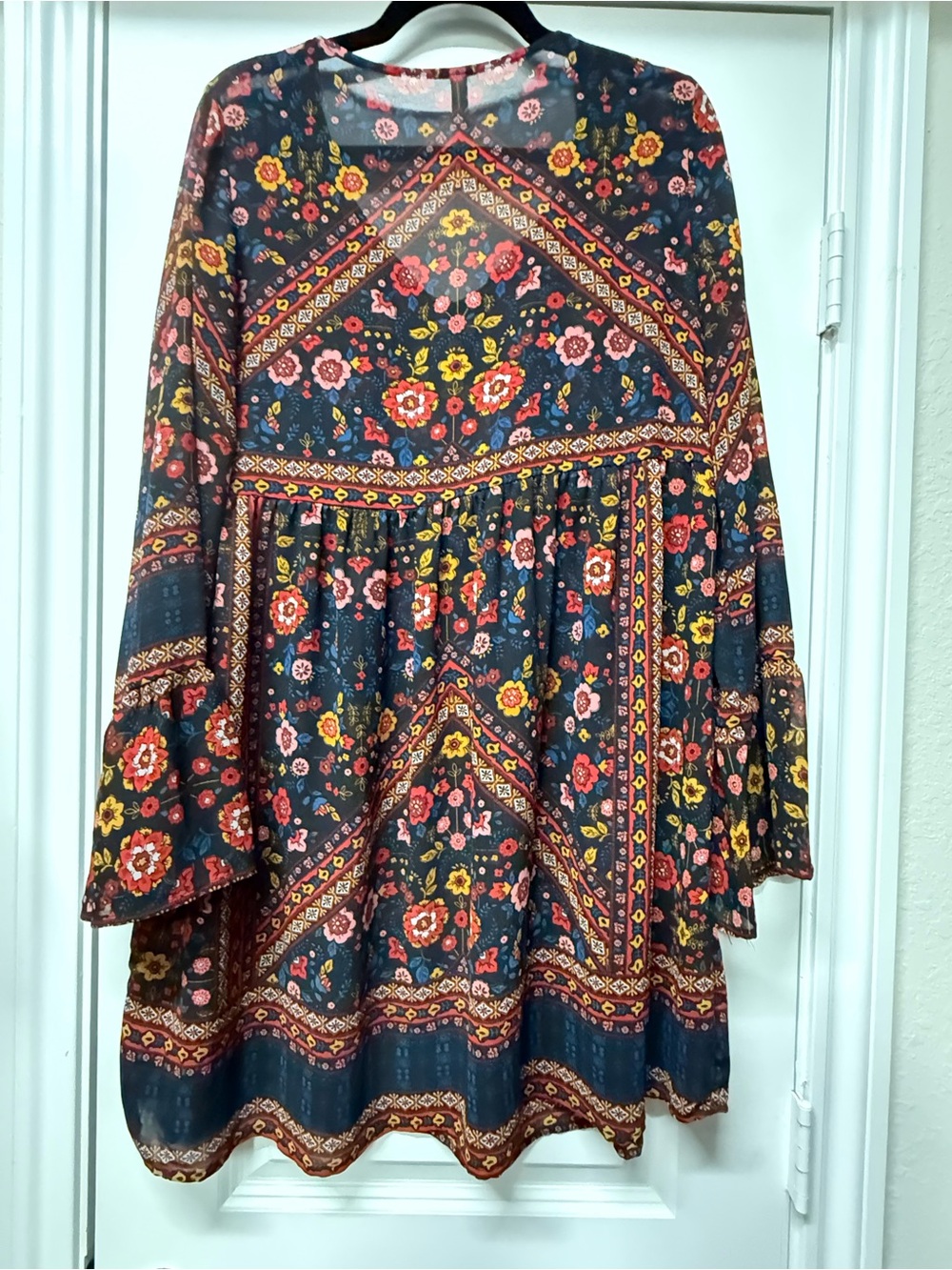 Xhilaration Boho Floral Tunic Dress | Sheer Bell Sleeve | Size Large - Picture 6 of 7